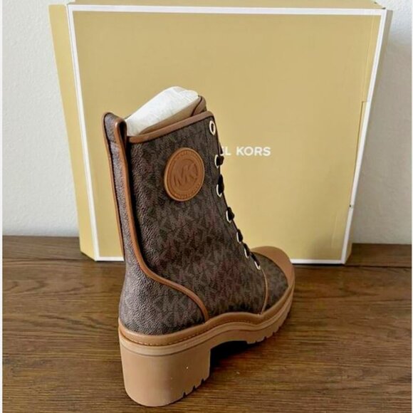Brand new MICHAEL KORS sz 8.5 Corey Brown Logo Combat Boots - Picture 3 of 6